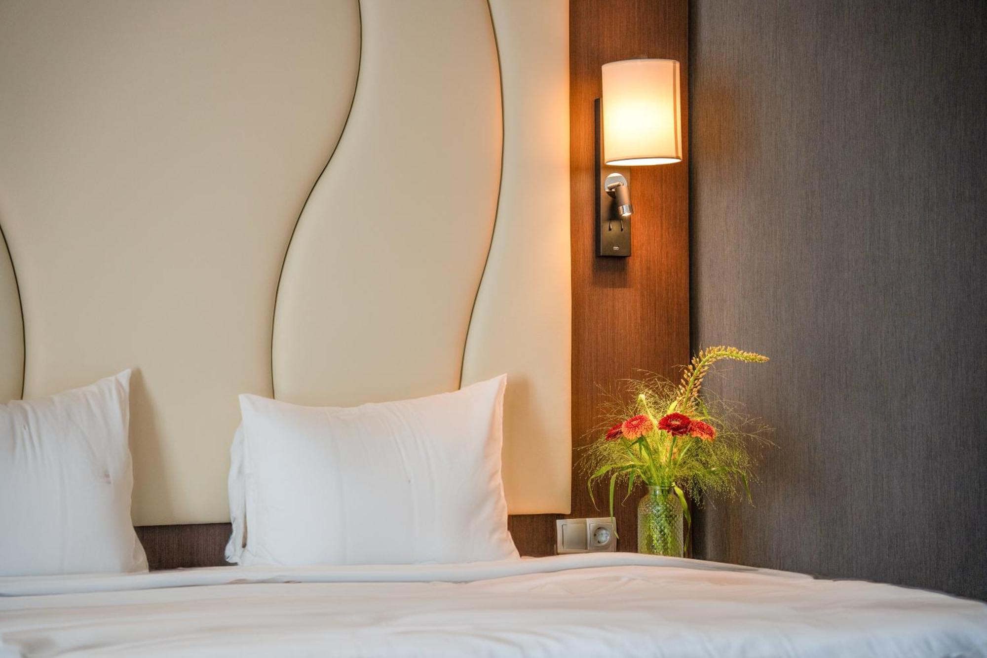 Airways Hotels Frankfurt Airport West Раунгайм Номер фото