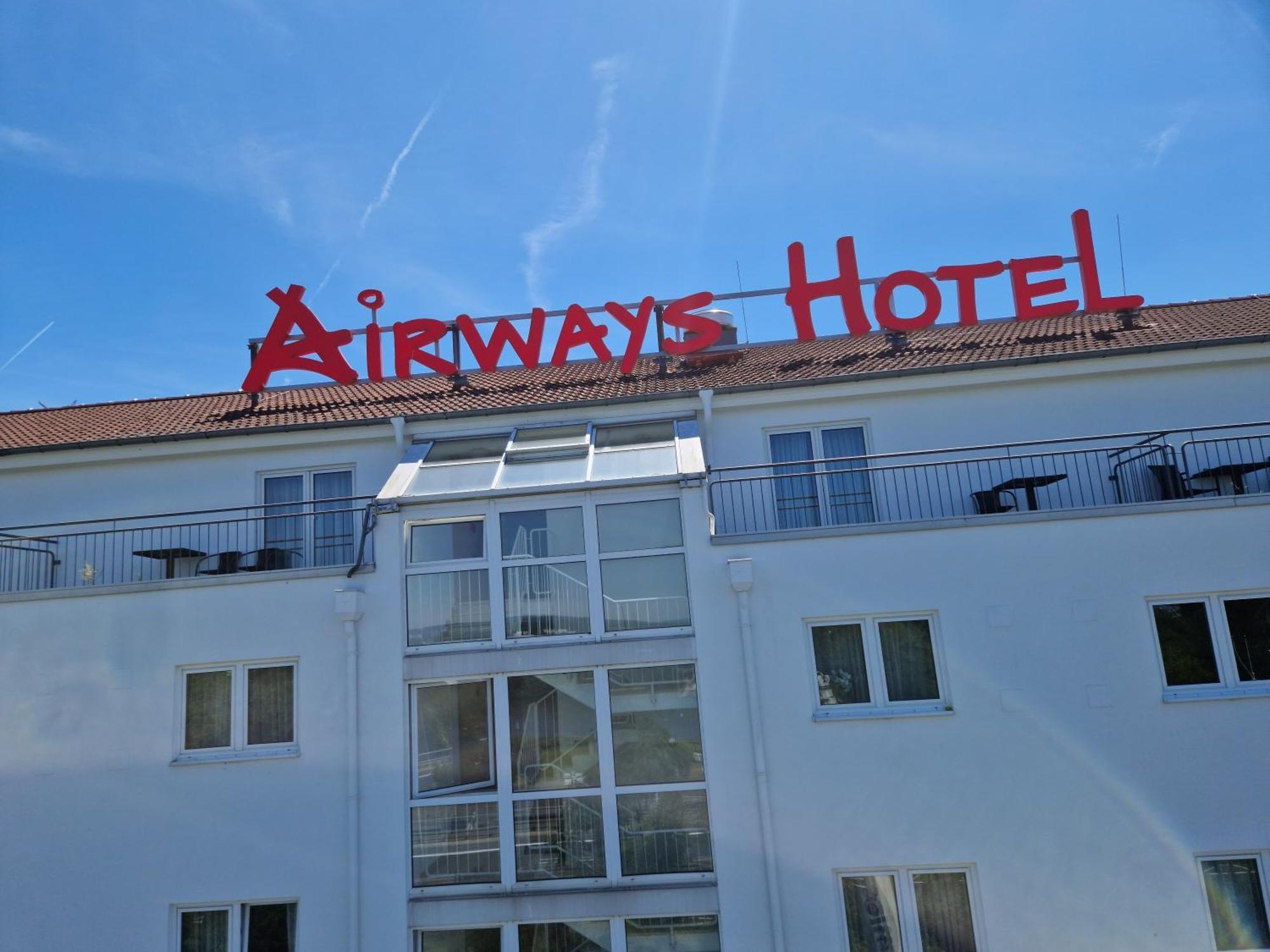 Airways Hotels Frankfurt Airport West Раунгайм Екстер'єр фото